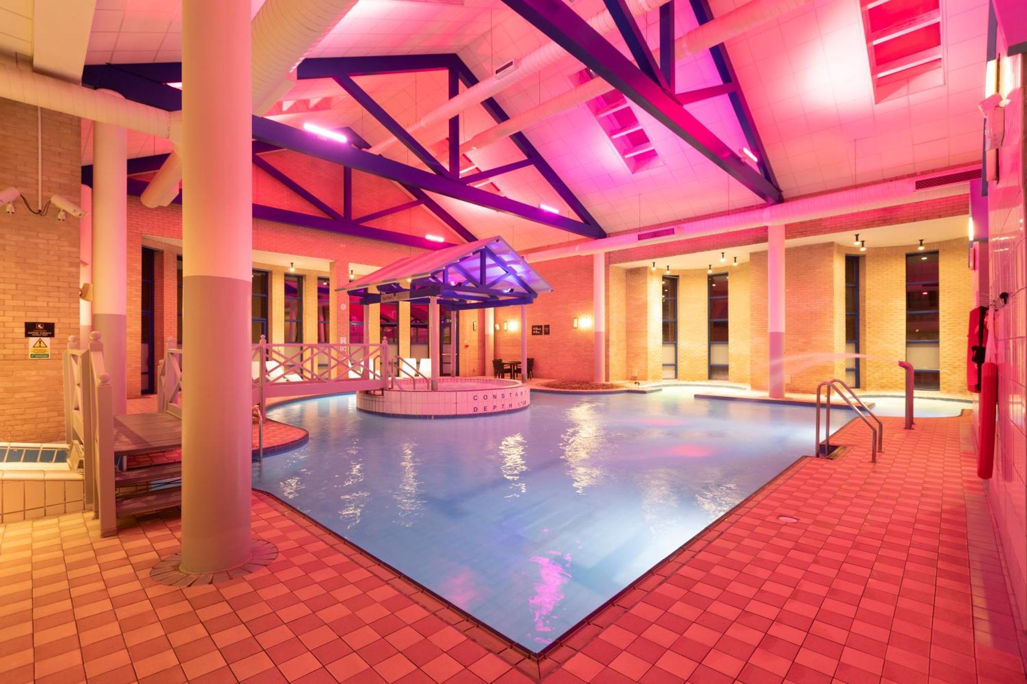 Gloucester Robinswood Hotel, BW Signature Collection Екстериор снимка